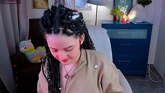 SarahShelby online show from January 17, 9:33 pm