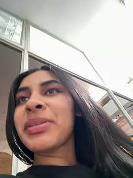 ManuelaEvans  online show from July 31, 9:38 pm