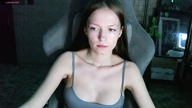 Yzi online show from February 14, 11:23 am