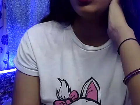 cute Dirty Diva online show from May 31, 1:44 am