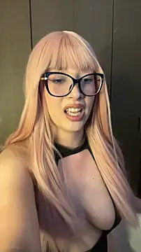 EmmaInPink online show from February 14, 3:14 pm