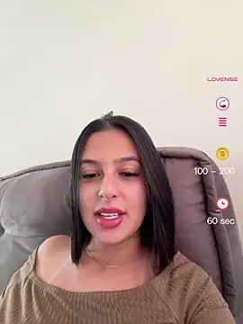 jujuarantes  2026 online show from June 9, 2:27 pm