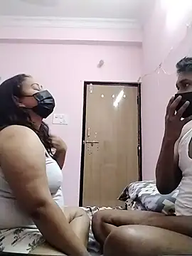 DesiSeductress online show from March 9, 7:06 pm