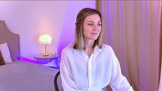 EmeraldGlow online show from January 17, 2:57 pm