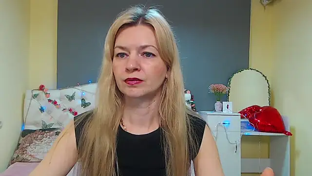 MelissaTyler online show from April 19, 5:18 am