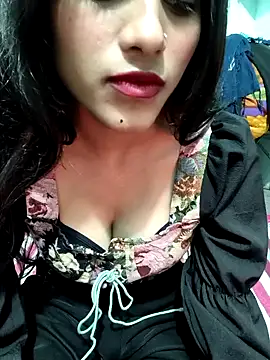 Yours-Zeenat online show from January 19, 10:44 am