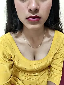 Yours-Zeenat online show from April 17, 4:25 am