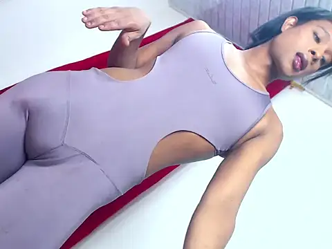 latina ts july online show from April 20, 2:09 pm