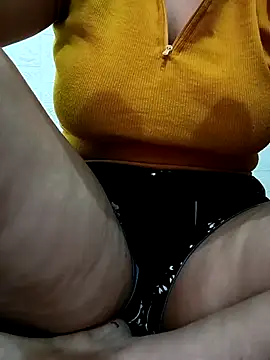 ShamaParvin online show from February 16, 8:41 pm