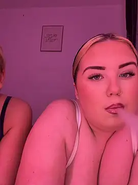 KatieCeexx online show from January 16, 10:28 pm