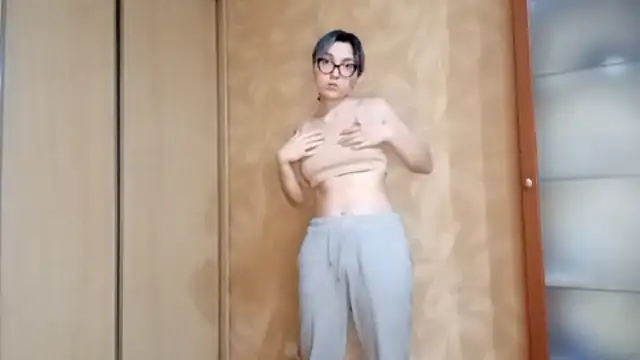 EvonTabb online show from February 3, 2:11 pm