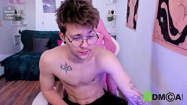 Tomas Norton online show from February 13, 7:43 am