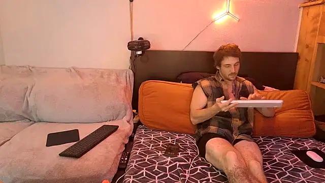 Dozercockweed online show from April 19, 4:34 am