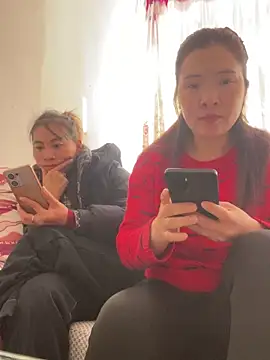 Faded pink online show from January 7, 2:15 am