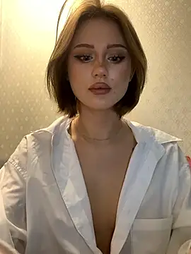 AlisaKisa01 online show from January 8, 9:41 pm