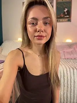 Kylie Mystic online show from March 5, 4:19 am