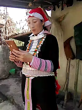 muamua99 online show from January 18, 5:59 am