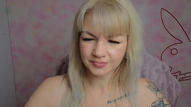 Madonna Fire online show from February 23, 1:43 pm