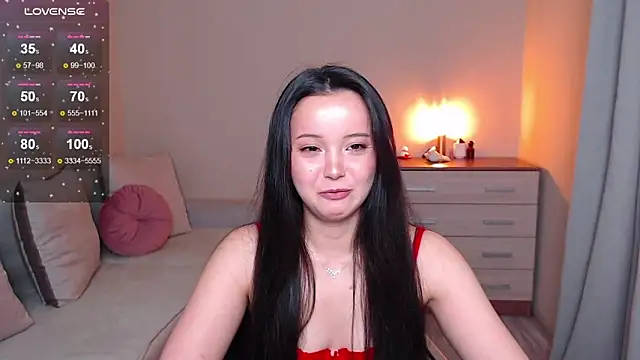 lia hetty online show from December 21, 5:50 pm