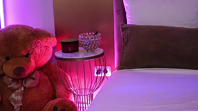 AmeliaAngel online show from December 1, 5:55 am