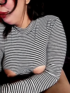 charmoutak nada online show from March 2, 11:21 pm