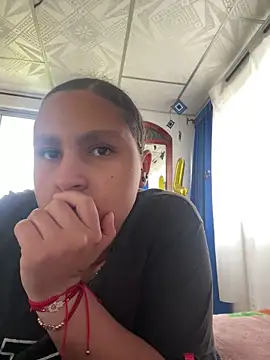 Selene Voon online show from April 13, 9:15 pm