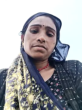 lodhi8080 online show from March 10, 6:50 am