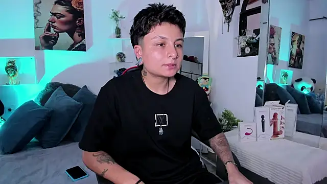 Zury Ramirez online show from January 16, 8:49 pm