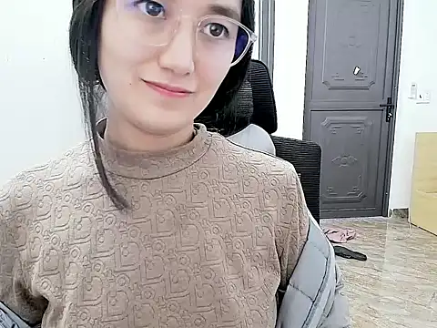 Shulee- online show from February 12, 10:39 am