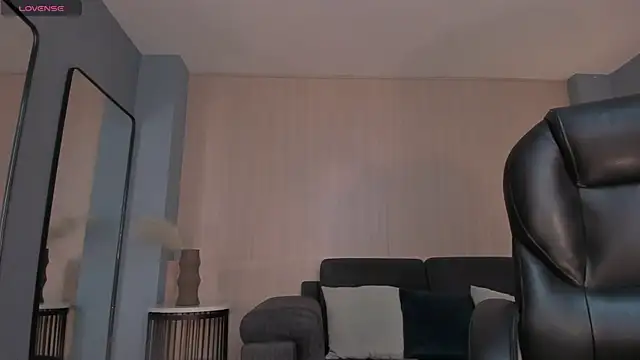 KayraLanne online show from February 20, 6:26 am