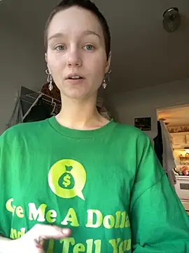 SugarNCinnamon online show from February 23, 9:25 pm