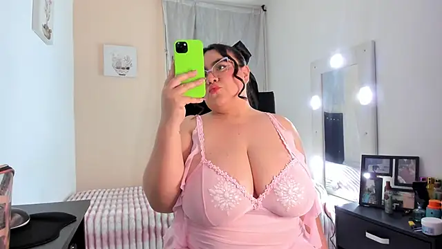 KarlaLannee online show from February 24, 4:33 am