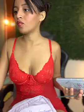 PaulaSweetFire  online show from March 17, 11:53 pm