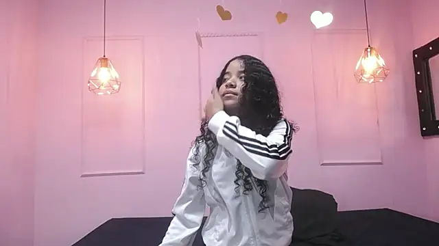 sofia1sweet online show from March 27, 1:56 pm