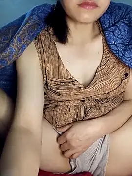 yumyum112 online show from February 17, 2:16 pm