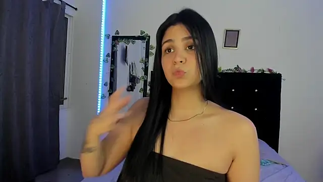 Miss Fletcher online show from April 18, 11:15 pm