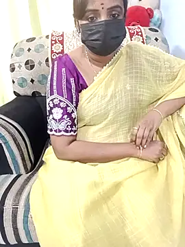 Tinarosy13 online show from February 22, 11:22 am