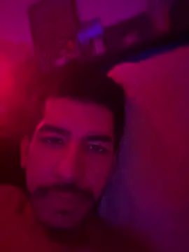 vinihfeh online show from April 1, 2:03 pm