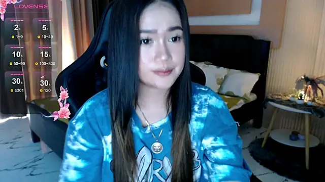 simplykhate online show from February 18, 1:49 am