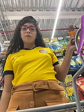dani bela online show from June 25, 11:39 pm