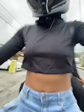 TaylorrHill online show from March 25, 7:39 pm