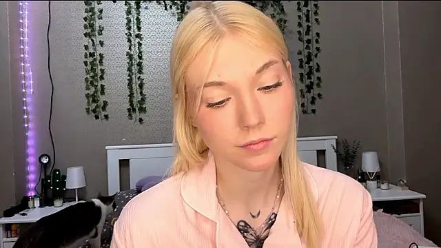 LlsabethHaze online show from January 14, 3:28 pm