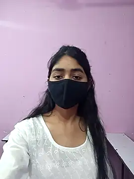 HotxMuskan online show from March 2, 11:17 am