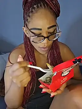 Sultrydiva1 online show from February 15, 8:35 am