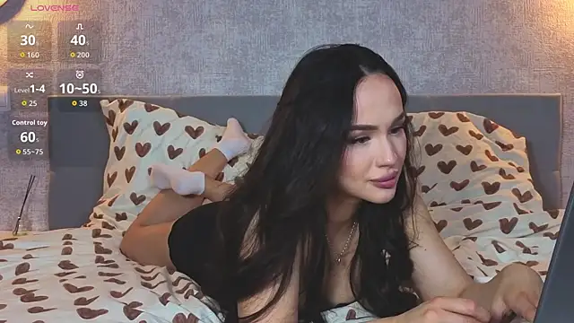 LushMirai online show from April 18, 2:19 pm