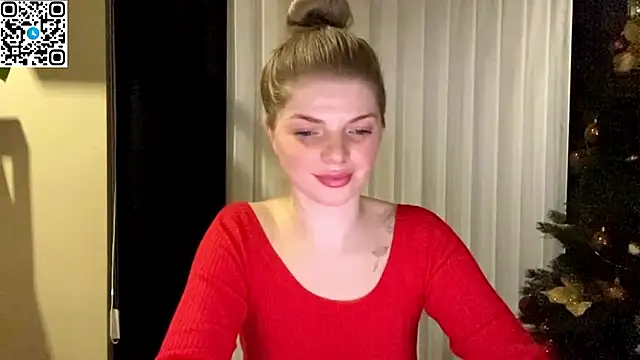 Sweet Sinn  online show from January 15, 10:27 pm