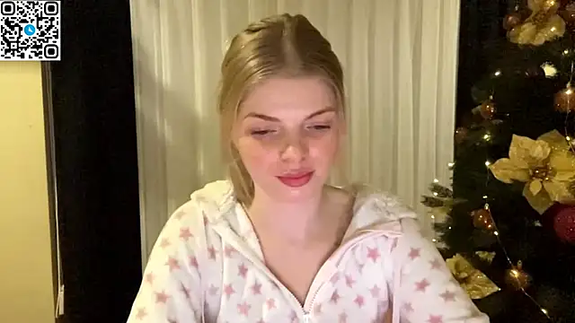 Sweet Sinn  online show from January 12, 10:26 pm