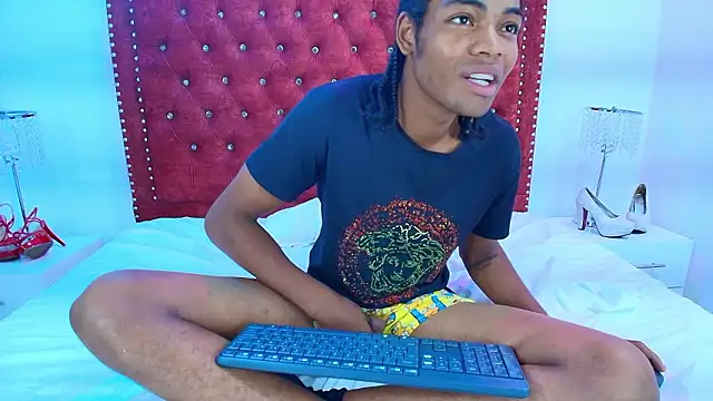 Cristal and luke online show from February 4, 6:49 am