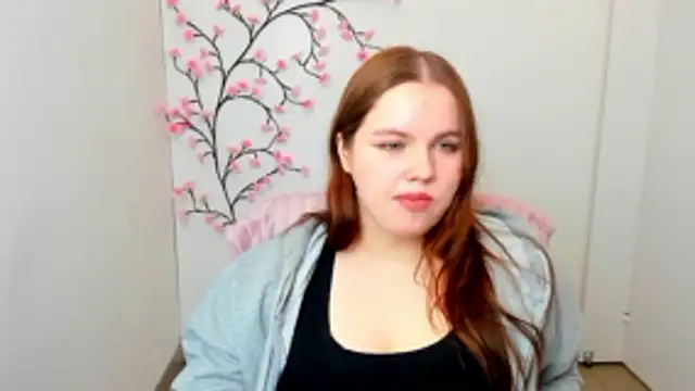 Kitty Mia Kitty online show from February 1, 7:40 am