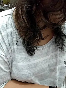 piryasharma005 online show from March 11, 8:55 pm